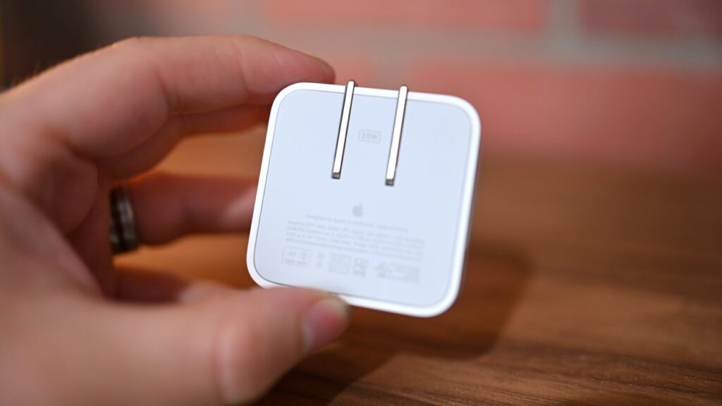 شارژر ۳۵ واتی اپل نسخه Compact